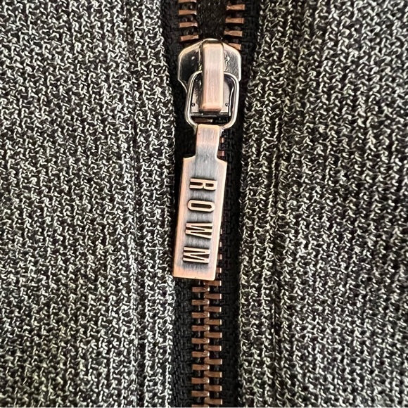 ROWM 1/4 Zip Charcoal Pullover With Copper Colored Stitching. XXL EUC - Picture 4 of 13